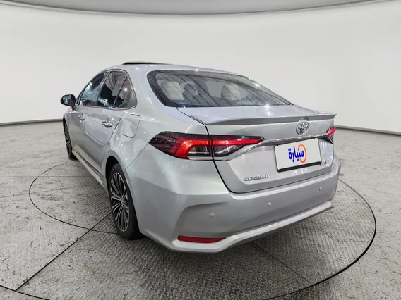 تويوتا كورولا XLI Executive Moonroof 2023 