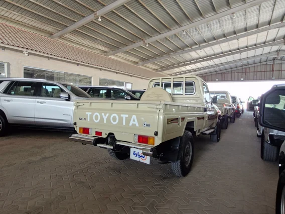 Toyota Land Cruiser Pickup LX 2022 دبل