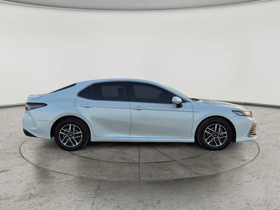 Toyota Camry  LE 2023 