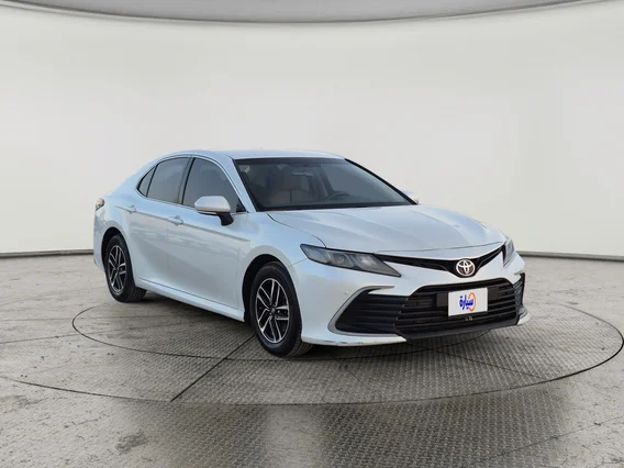 Toyota Camry  LE 2023 
