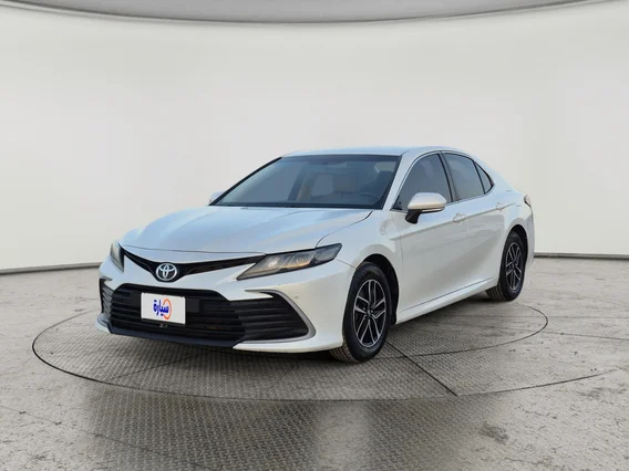 Toyota Camry  LE 2023 