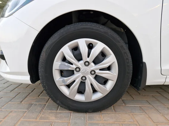 Hyundai Accent Smart 2023 