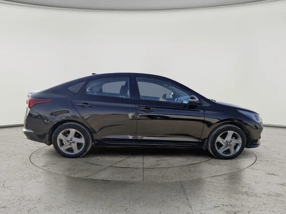 Hyundai Accent Mid 2021 