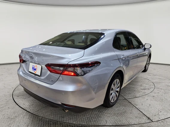 Toyota Camry  LE 2024 