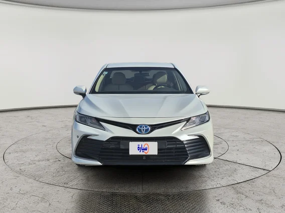 Toyota Camry  LE HEV 2022 