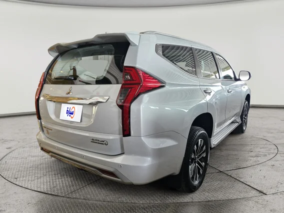 Mitsubishi Montero Sport GLS-HL-Premium 2023 دبل