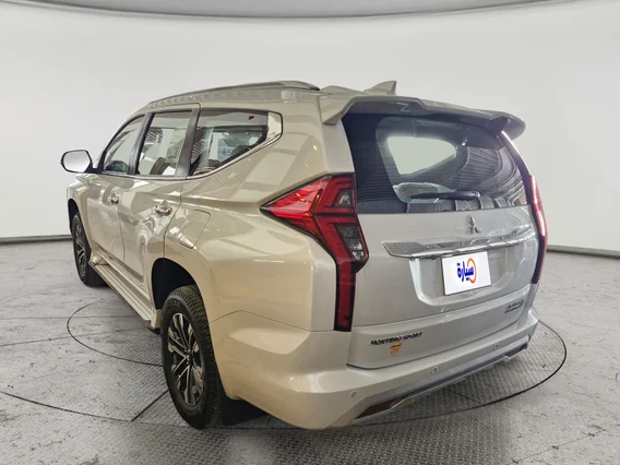Mitsubishi Montero Sport GLS-HL-Premium 2023 دبل