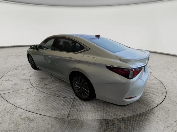 لكزس ES 350 2023 