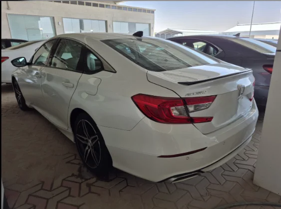 هوندا اكورد LX Sport 2022 