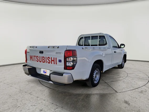 Mitsubishi L200 SC 4x2 2021 