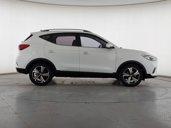 MG ZS LUX 2023 
