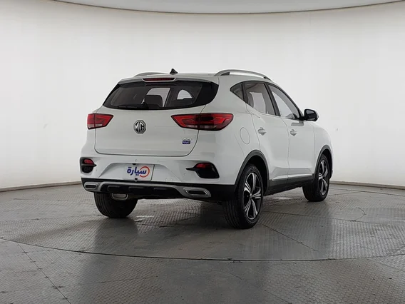 MG ZS LUX 2023 