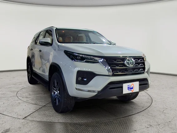 Toyota Fortuner VX 2023 دبل