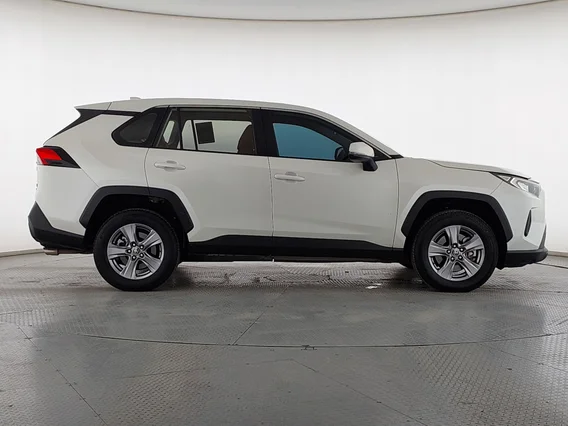 Toyota RAV4 LE 2022 