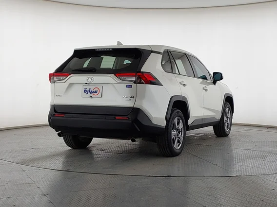 Toyota RAV4 LE 2022 