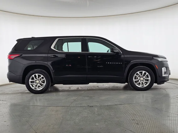 Chevrolet Traverse LS 2022 