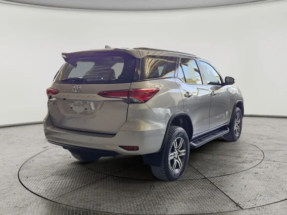 Toyota Fortuner GX 2023 دبل