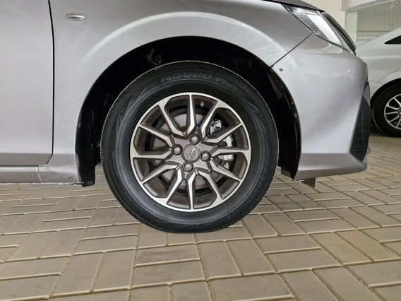 Toyota Yaris  Y 2023 