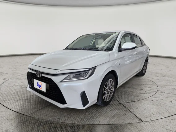 Toyota Yaris  Y 2023 