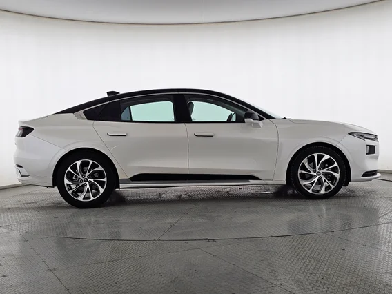 Ford Taurus Titanium New Shape 2023 