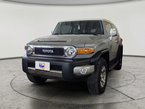تويوتا اف جي FJ Cruiser 2023 دبل