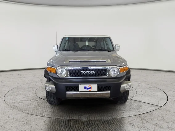 تويوتا اف جي FJ Cruiser 2023 دبل