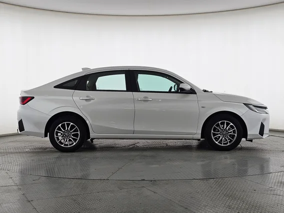 Toyota Yaris  Y 2024 