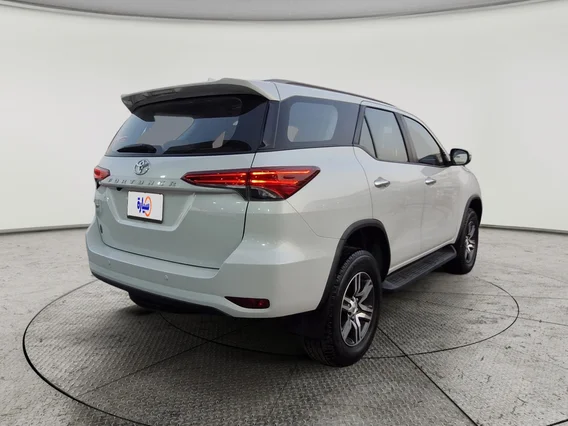 Toyota Fortuner GX 2023 دبل