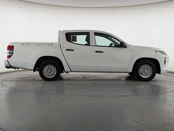 Mitsubishi L200 DC 4x2 2021 