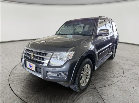 ميتسوبيشي باجيرو GLS 5Doors 2022 دبل