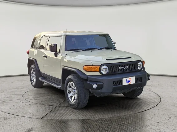 تويوتا اف جي FJ Cruiser 2023 دبل
