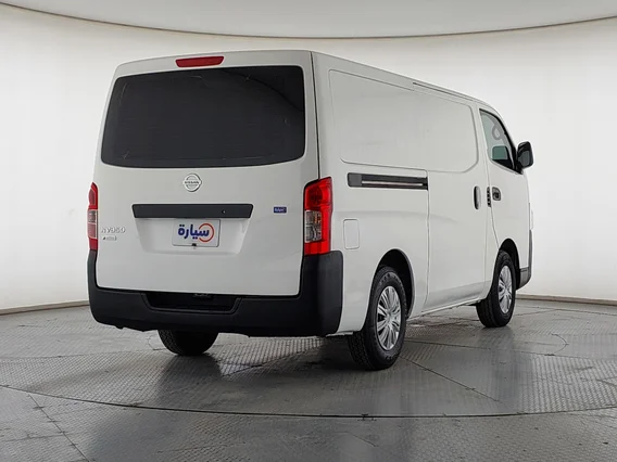Nissan Urvan NV350 2021 