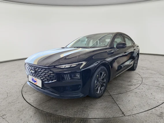 Ford Taurus Trend 2025 