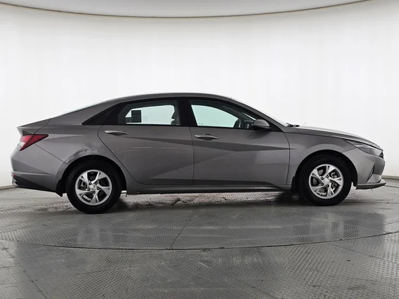 Hyundai Elantra Fleet 2022 