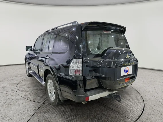 ميتسوبيشي باجيرو GLS 4Doors 2022 دبل