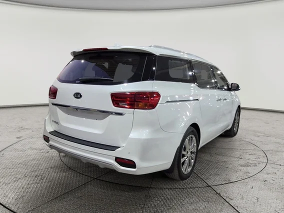 Kia Carnival GL 2020 