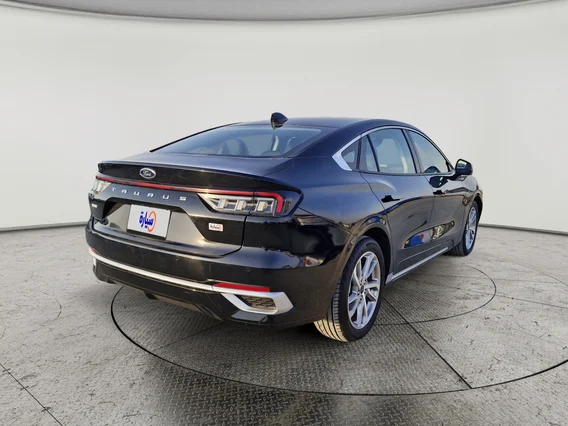 Ford Taurus Trend 2023 