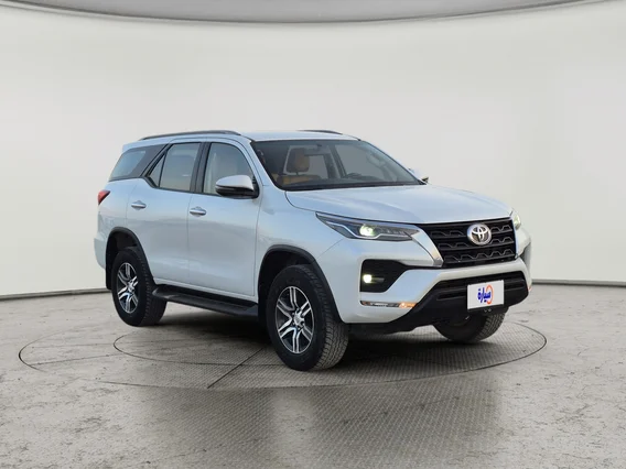 Toyota Fortuner VX 2023 دبل