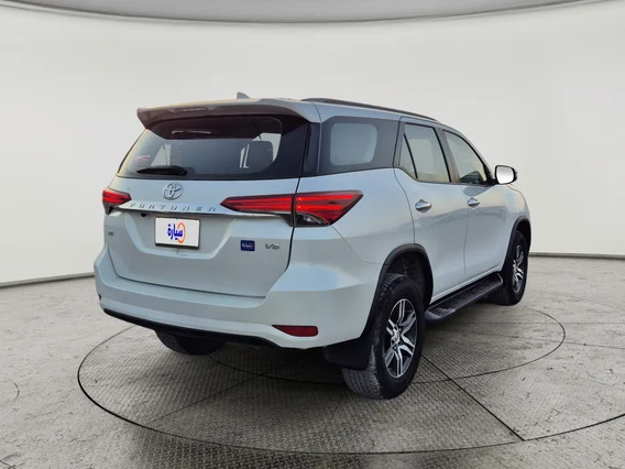 Toyota Fortuner VX 2023 دبل