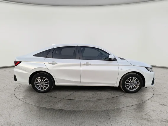 Toyota Yaris  Y 2023 