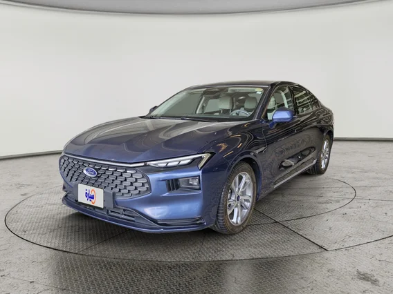 Ford Taurus Trend 2023 
