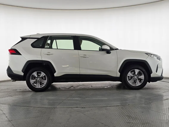 Toyota RAV4 LE 2022 