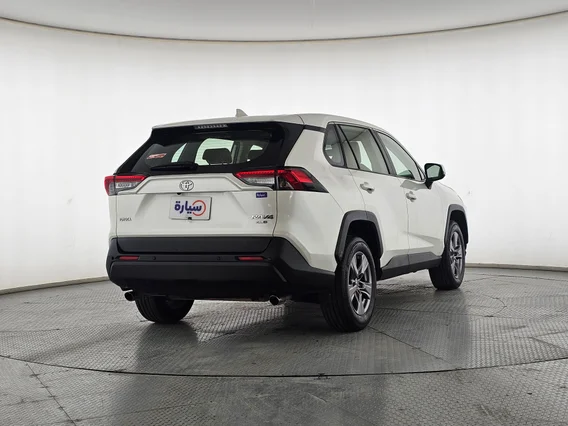 Toyota RAV4 LE 2022 