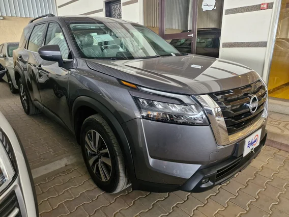 Nissan Pathfinder S 2023 