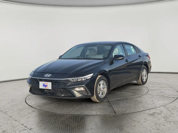 Hyundai Elantra Smart 2024 