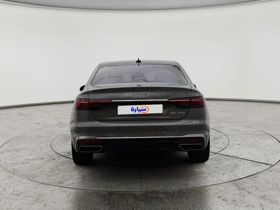 Audi A4  2021 