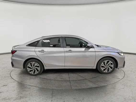 Toyota Yaris  Y Plus 2024 