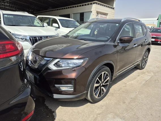 Nissan Xtrail SL 2022 دبل