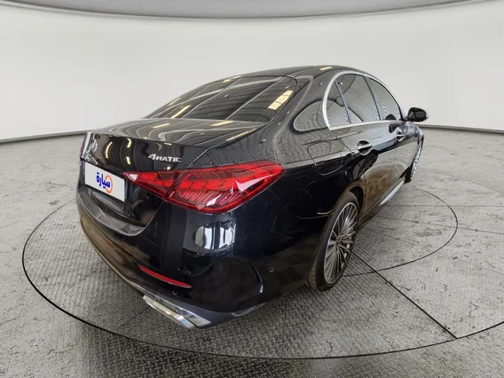 Mercedes C 300 2024 