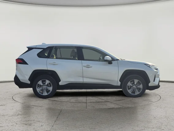 Toyota RAV4 LE 2022 